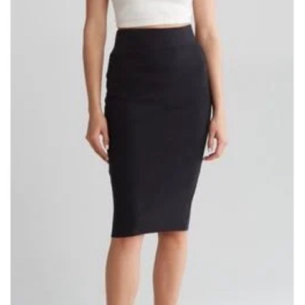 NWOT JAMES PERSE ARMY GREEN RIBBED PENCIL SKIRT! Size 2